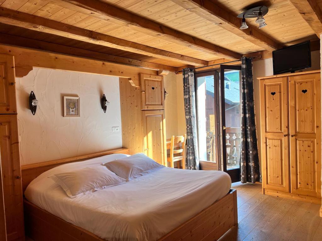 Fleur Des Neiges Hotel มอร์ซีน ภายนอก รูปภาพ