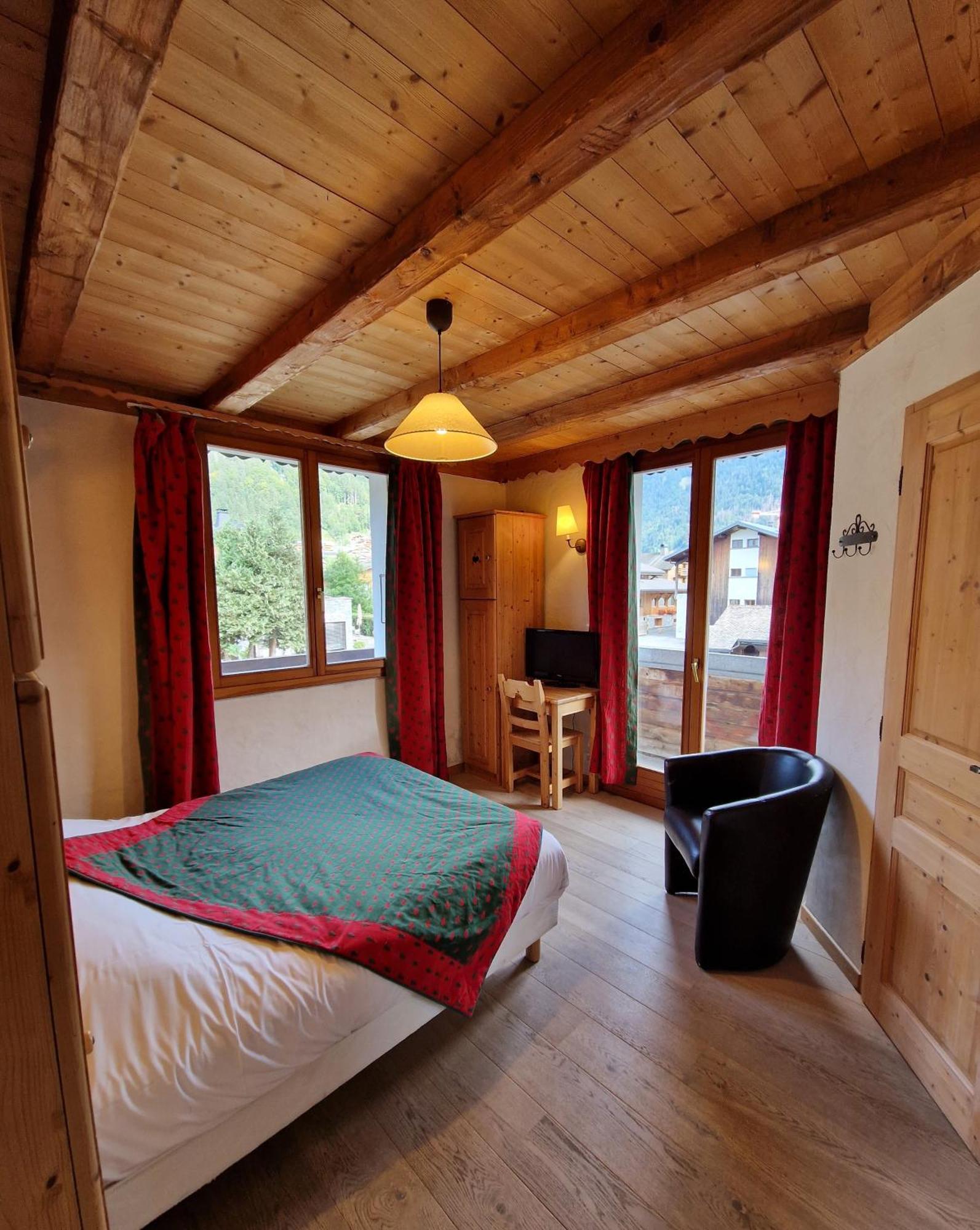 Fleur Des Neiges Hotel มอร์ซีน ภายนอก รูปภาพ